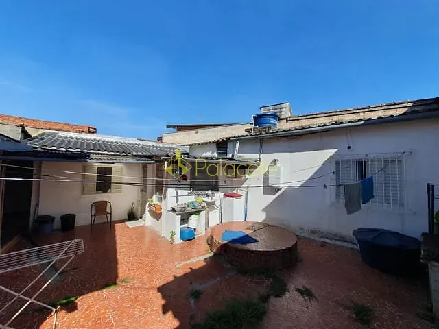 Casa com 360m² 5 quartos e 2 banheiros, à venda, no bairro Chácara do Visconde em Taubaté