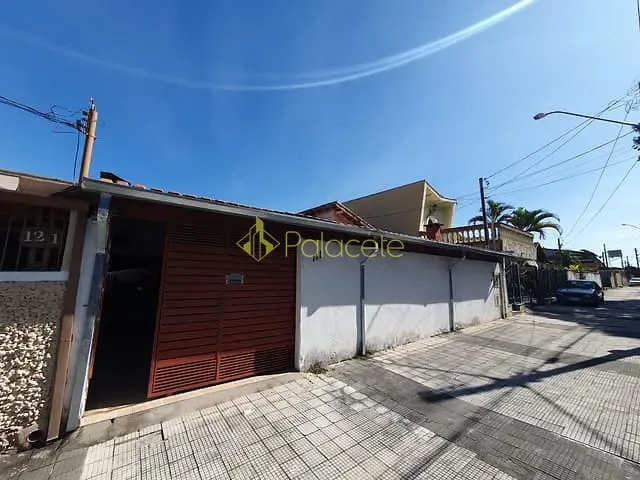 Casa com 360m² 5 quartos e 2 banheiros, à venda, no bairro Chácara do Visconde em Taubaté