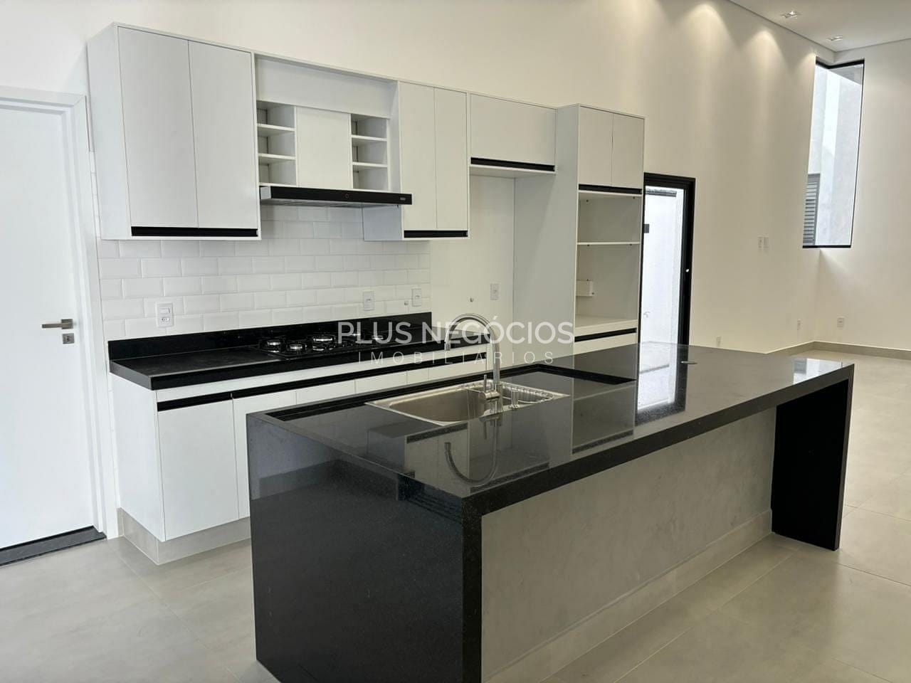 Casa, 3 quartos, 186 m² - Foto 2