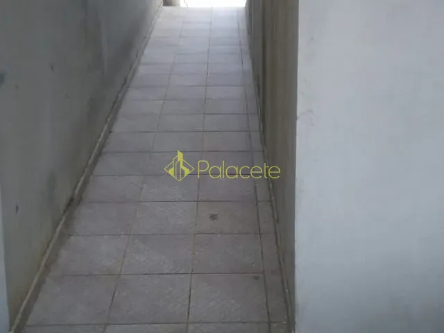 Casa 4 quartos e 3 banheiros, à venda, no bairro Aroeira em Aparecida