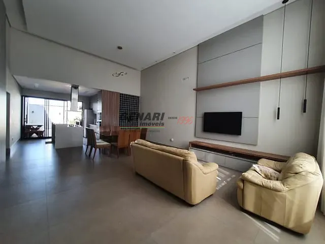 Casa com 300m² 3 quartos e 4 banheiros, à venda, no bairro Jardim Residencial Dona Lucilla em Indaiatuba