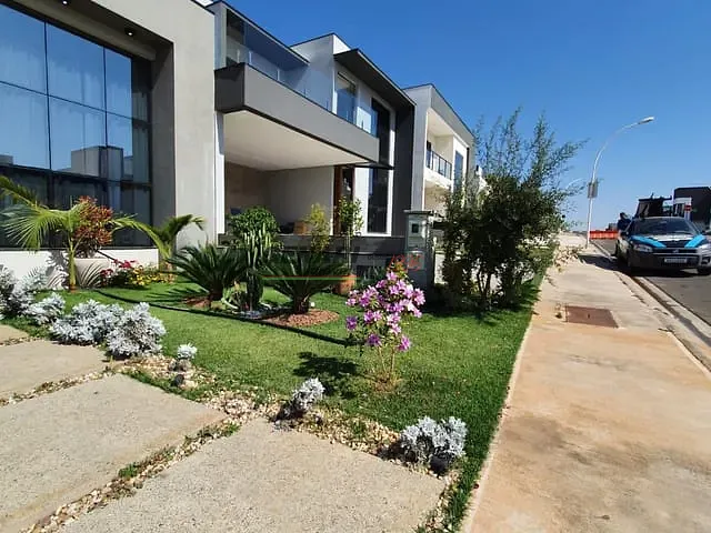 Casa com 300m² 3 quartos e 4 banheiros, à venda, no bairro Jardim Residencial Dona Lucilla em Indaiatuba