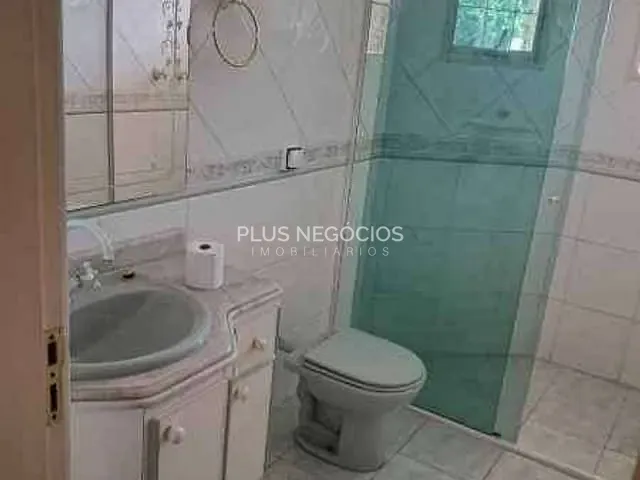 Casa com 300m² 4 quartos e 5 banheiros, à venda, no bairro Vila Jardini em Sorocaba