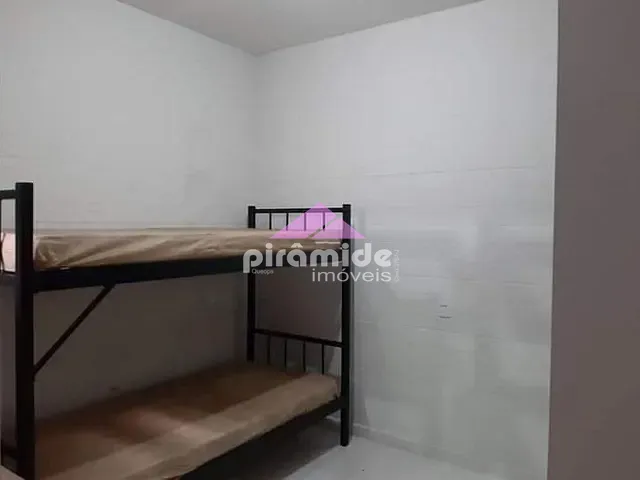 Casa com 250m² 4 quartos e 3 banheiros, à venda, no bairro Balneário Califórnia em Caraguatatuba