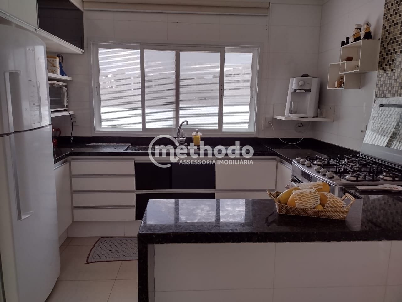 Casa, 4 quartos, 256 m² - Foto 6