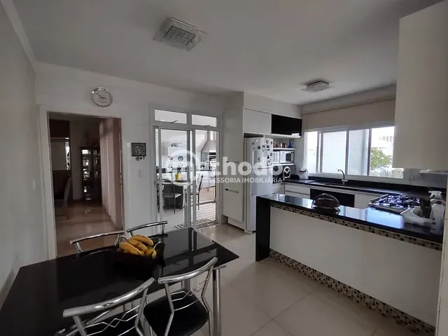 Casa com 360m² 4 quartos e 4 banheiros, à venda, no bairro Swiss Park em Campinas