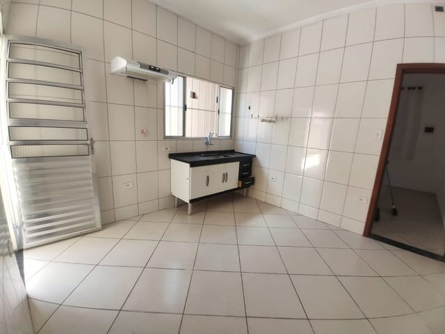 Casa com 128m² 2 quartos e 1 banheiro, à venda, no bairro Parque São Cristóvão em Taubaté