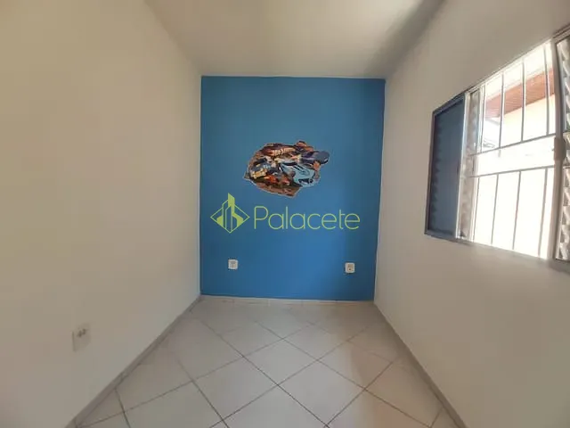 Casa com 128m² 2 quartos e 1 banheiro, à venda, no bairro Parque São Cristóvão em Taubaté