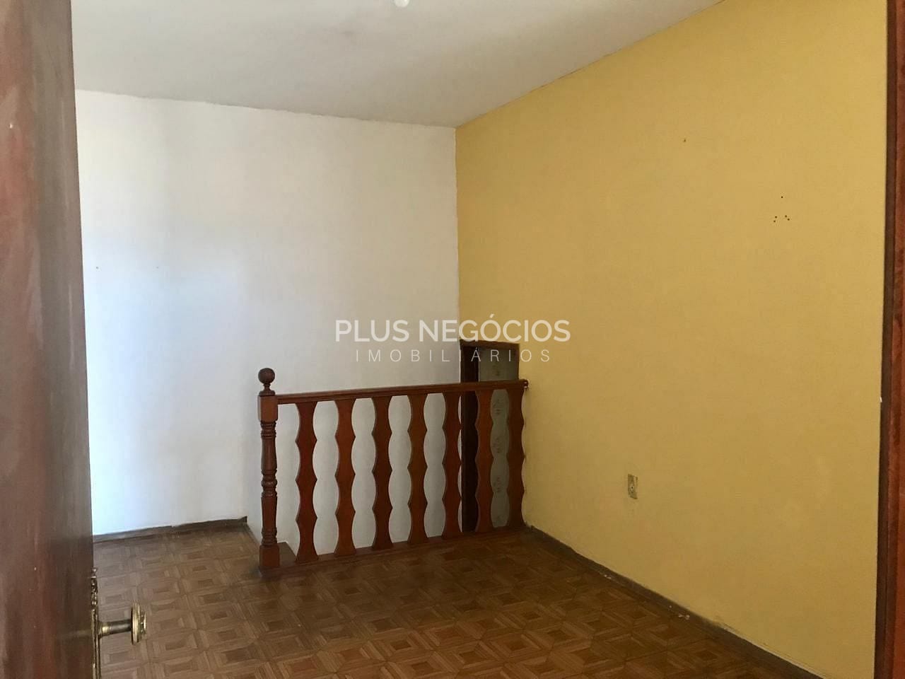 Casa à venda e aluguel com 4 quartos, 300m² - Foto 4