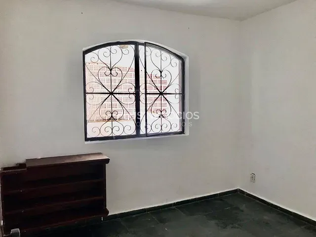 Casa com 300m² 4 quartos e 5 banheiros, à venda ou para alugar, no bairro Jardim Paulistano em Sorocaba