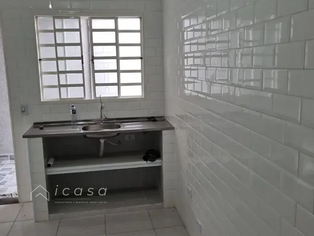 Casa com 146m² 2 quartos e 1 banheiro, à venda, no bairro Jardim Santa Júlia em São José dos Campos