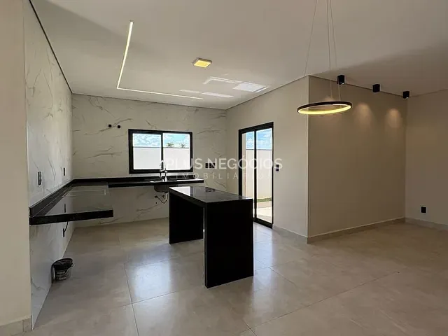 Casa com 200m² 3 quartos e 4 banheiros, à venda, no bairro Jardim Novo Horizonte em Sorocaba