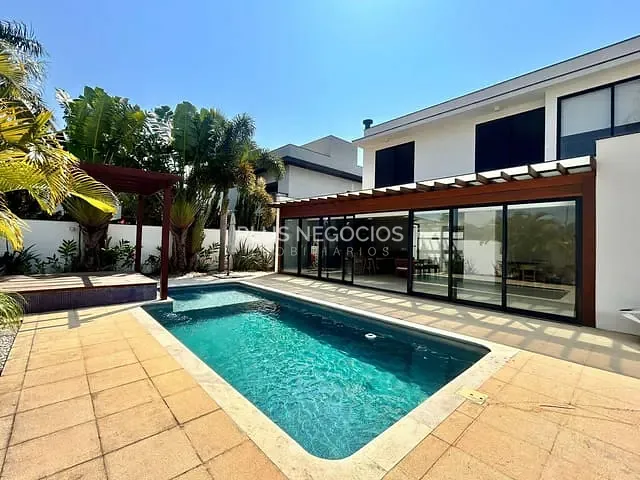 Casa com 720m² 3 quartos e 5 banheiros, à venda, no bairro barreiro em Araçoiaba da Serra