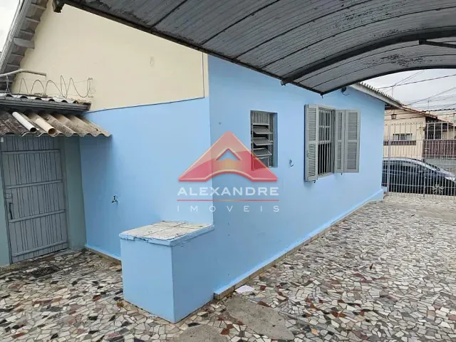 Casa 2 quartos e 1 banheiro, para alugar, no bairro Vila Maria em São José dos Campos