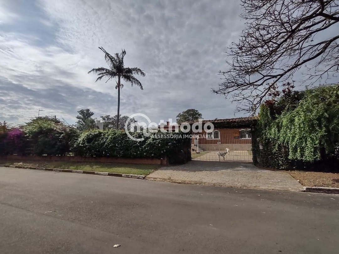 Casa, 3 quartos, 588 m² - Foto 2