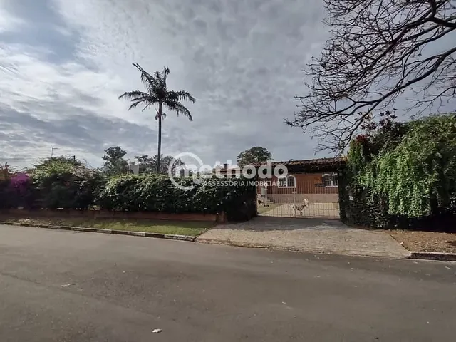 Casa com 2500m² 3 quartos e 4 banheiros, à venda, no bairro Parque Xangrilá em Campinas