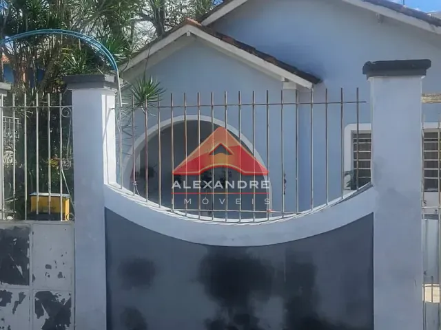 Casa 3 quartos e 2 banheiros, à venda, no bairro Vila Maria em São José dos Campos