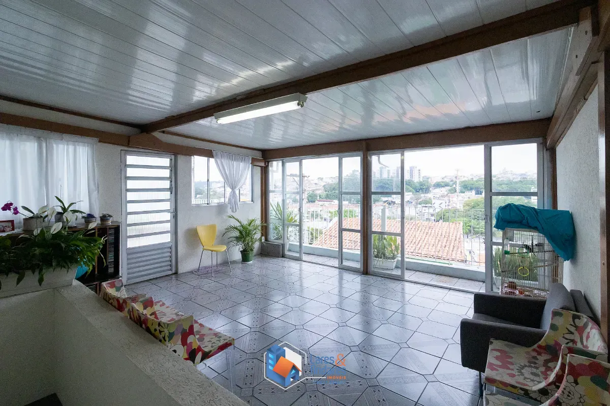 Casa, 4 quartos, 196 m² - Foto 2