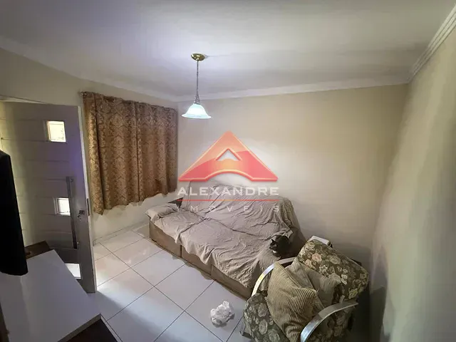 Casa com 173m² 3 quartos e 2 banheiros, à venda, no bairro Vila Industrial em São José dos Campos