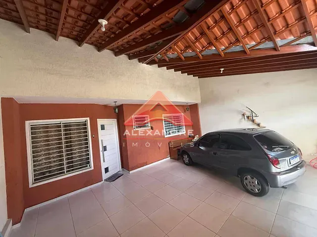 Casa com 173m² 3 quartos e 2 banheiros, à venda, no bairro Vila Industrial em São José dos Campos