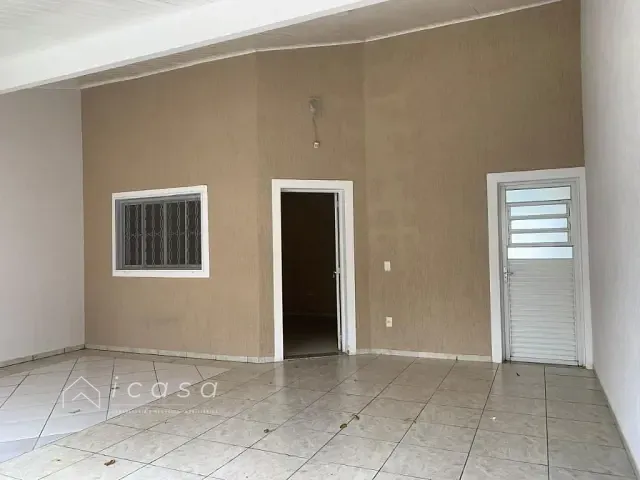 Casa com 175m² 4 quartos e 3 banheiros, à venda, no bairro Parque Residencial Santo André em Caçapava