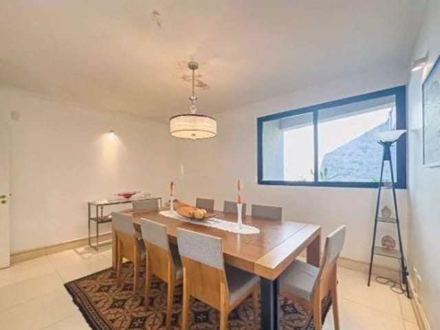 Casa com 896m², à venda, no bairro Alphaville Residencial Zero em Barueri