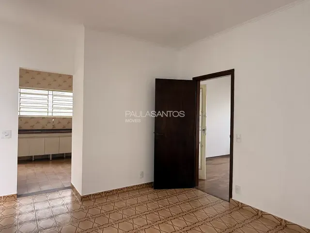 Casa 3 quartos e 2 banheiros, à venda, no bairro Vila Trujillo em Sorocaba