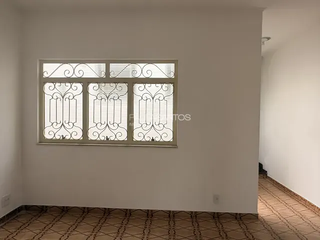 Casa 3 quartos e 2 banheiros, à venda, no bairro Vila Trujillo em Sorocaba