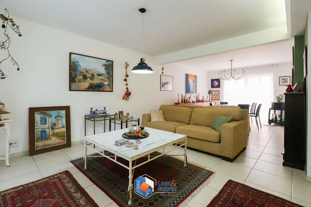 Casa, 3 quartos, 164 m² - Foto 1