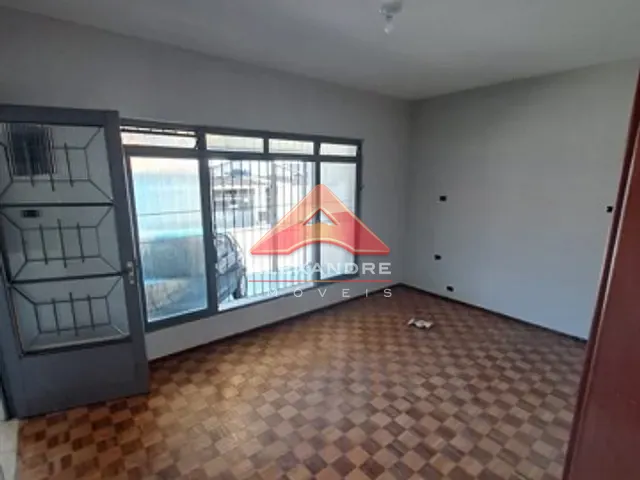 Casa com 250m² 3 quartos e 2 banheiros, à venda, no bairro Jardim Ismênia em São José dos Campos