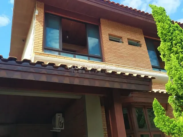 Casa com 578m² 3 quartos e 4 banheiros, à venda, no bairro Jardim América em Sorocaba