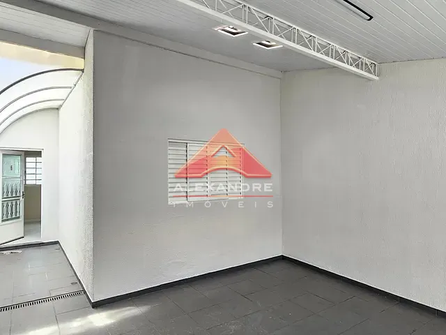 Casa 3 quartos e 1 banheiro, à venda, no bairro Jardim São Vicente em São José dos Campos