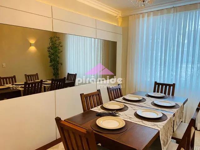 Casa com 450m² 4 quartos e 6 banheiros, à venda, no bairro Condomínio Sunset Park em São José dos Campos