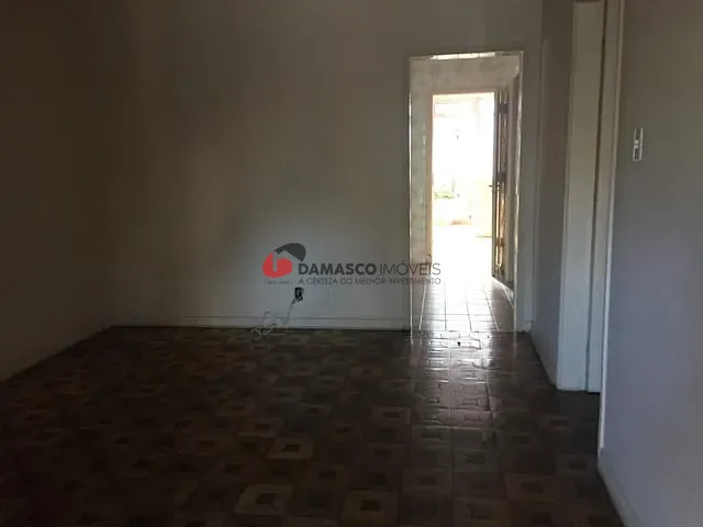 Casa 2 quartos e 1 banheiro, para alugar, no bairro Santa Maria em São Caetano do Sul