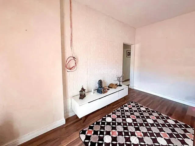 Casa com 243m² 2 quartos e 2 banheiros, à venda, no bairro Jardim Santa Rosália em Sorocaba