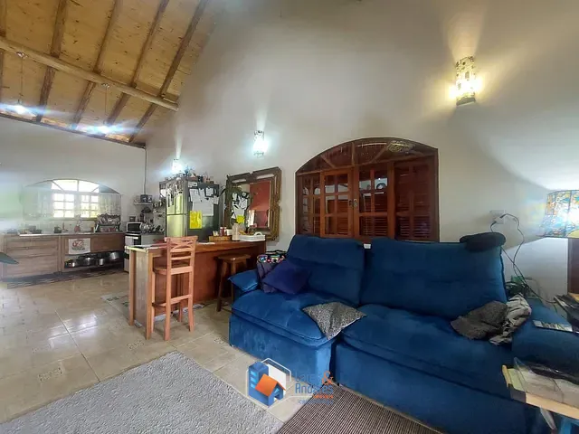 Casa com 1801m² 2 quartos e 3 banheiros, à venda, no bairro Paisagem Renoir em Cotia