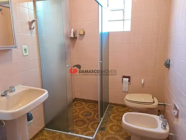Casa com 375m² 3 quartos e 1 banheiro, à venda, no bairro Santo Antônio em São Caetano do Sul