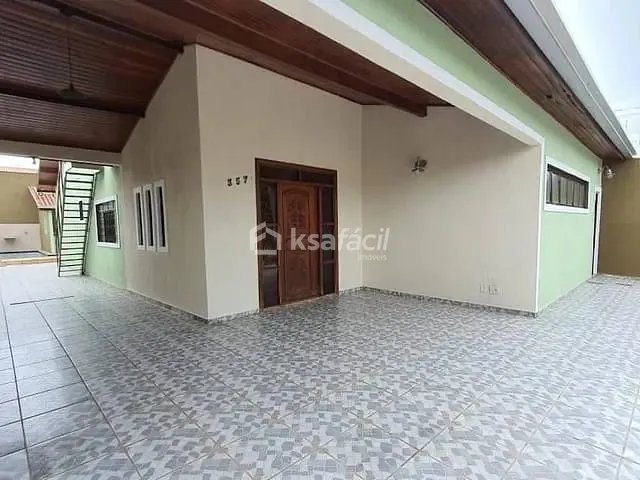 Casa com 360m² 2 quartos e 2 banheiros, à venda ou para alugar, no bairro Jardim Jockey Club em Campo Grande