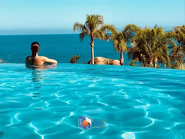 Casa com 8300m² 5 quartos e 7 banheiros, à venda, no bairro São Pedro (Cambaquara) em Ilhabela