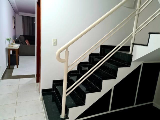 Casa com 180m² 3 quartos e 3 banheiros, à venda, no bairro Residencial Jardim Aurora em Pindamonhangaba