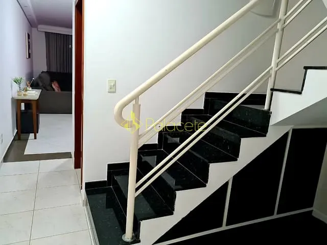 Casa com 180m² 3 quartos e 3 banheiros, à venda, no bairro Residencial Jardim Aurora em Pindamonhangaba