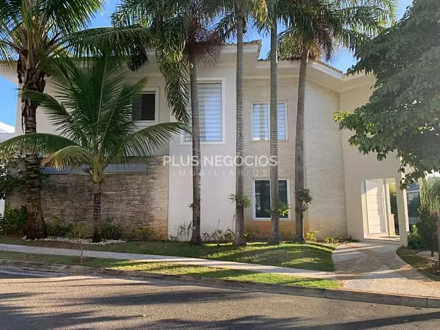 Casa com 410m² 3 quartos e 4 banheiros, à venda, no bairro Aparecidinha em Sorocaba