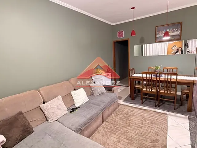 Casa com 125m² 3 quartos e 2 banheiros, à venda, no bairro Jardim Copacabana em São José dos Campos