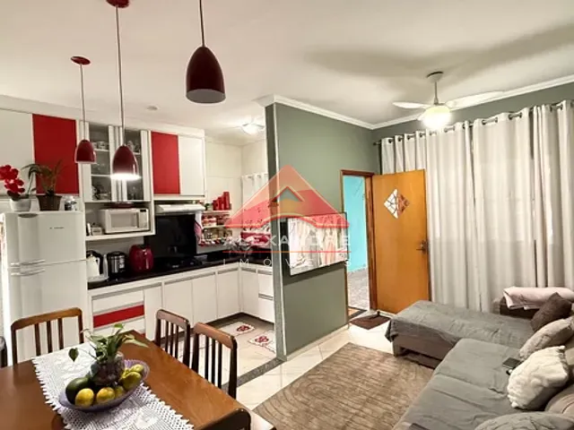 Casa com 125m² 3 quartos e 2 banheiros, à venda, no bairro Jardim Copacabana em São José dos Campos