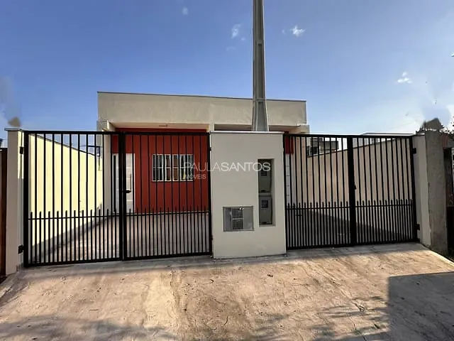 Casa 2 quartos e 1 banheiro, à venda, no bairro Jardim Vergínia em Sorocaba