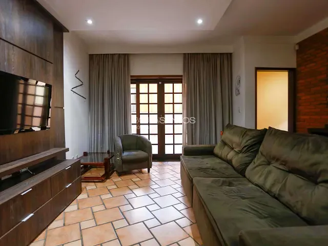 Casa 3 quartos e 3 banheiros, à venda, no bairro Jardim Astro em Sorocaba