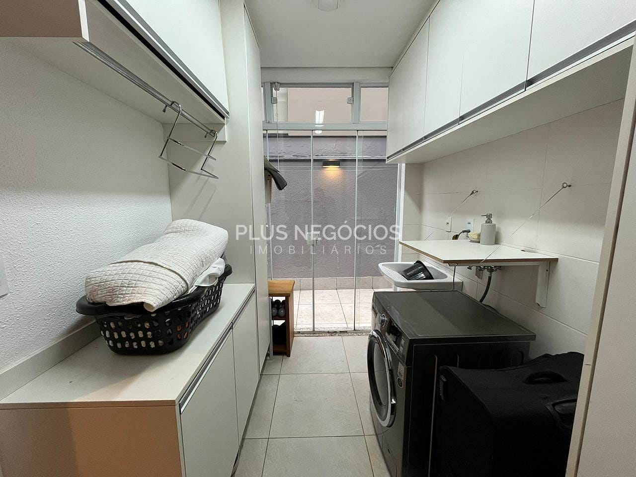 Casa, 3 quartos, 280 m² - Foto 14
