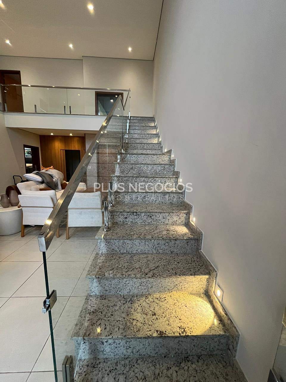 Casa, 3 quartos, 280 m² - Foto 27