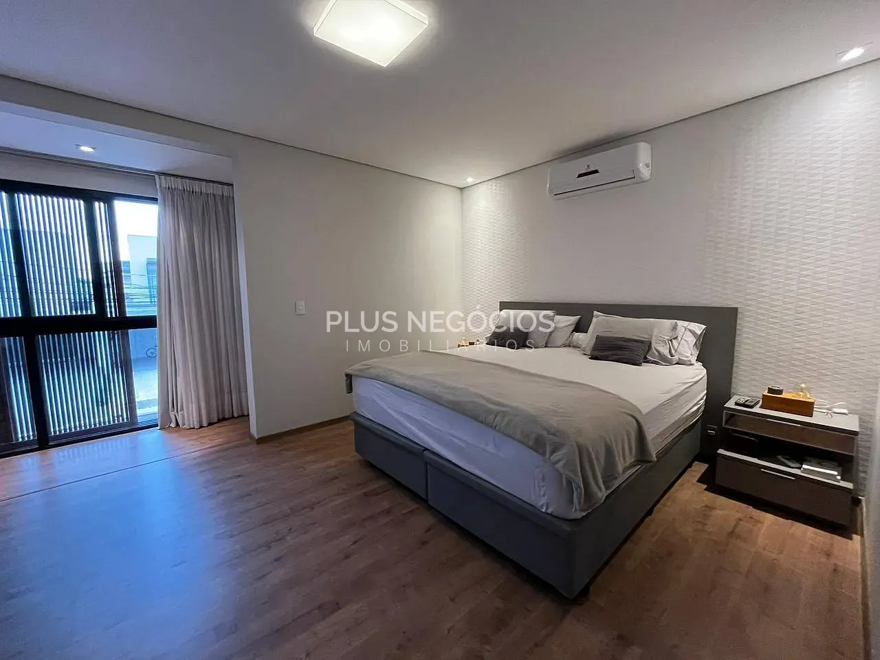 Casa, 3 quartos, 280 m² - Foto 23