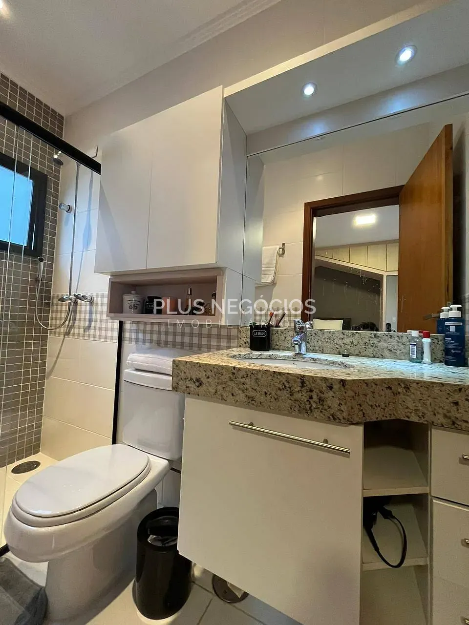 Casa, 3 quartos, 280 m² - Foto 26